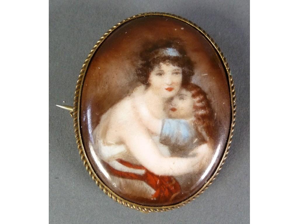 Appraisal: BROOCH WITH DECORATED OVAL PORCELAIN PANEL depicting a woman and