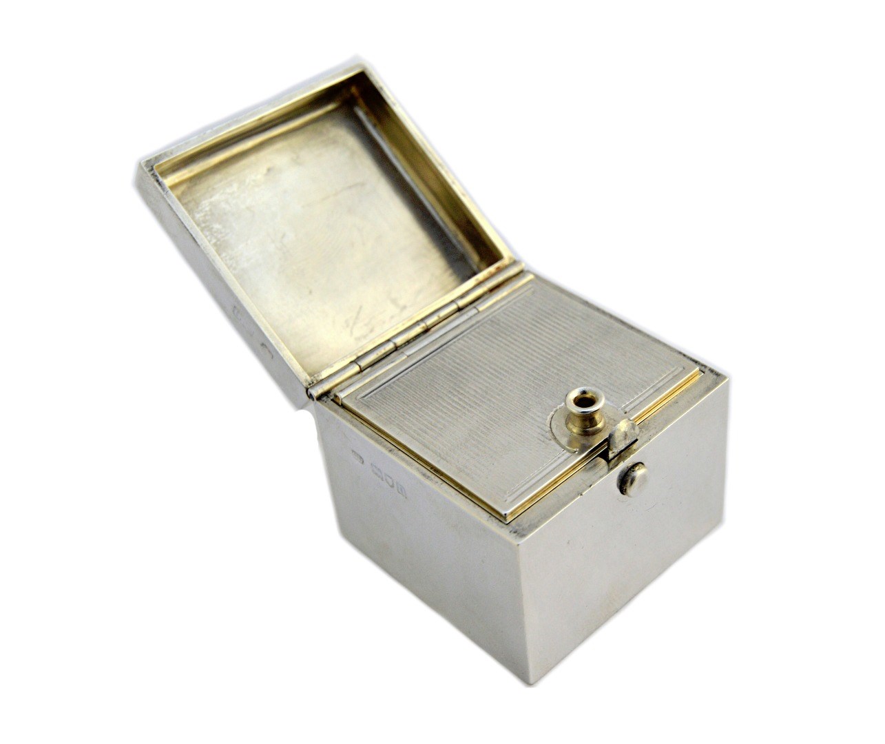 Appraisal: A rare silver table vesta box of plain square form