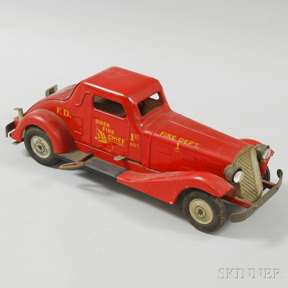 Appraisal: Louis Marx Pressed Steel Wind-up Siren Fire Chief Car the