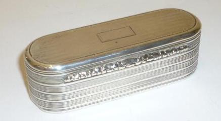 Appraisal: A GEORGE III SILVER SNUFF BOX maker's mark WE London