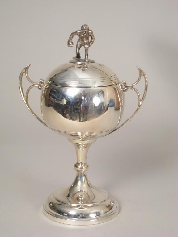 Appraisal: A George V two handled Bowling Trophy and Cover in