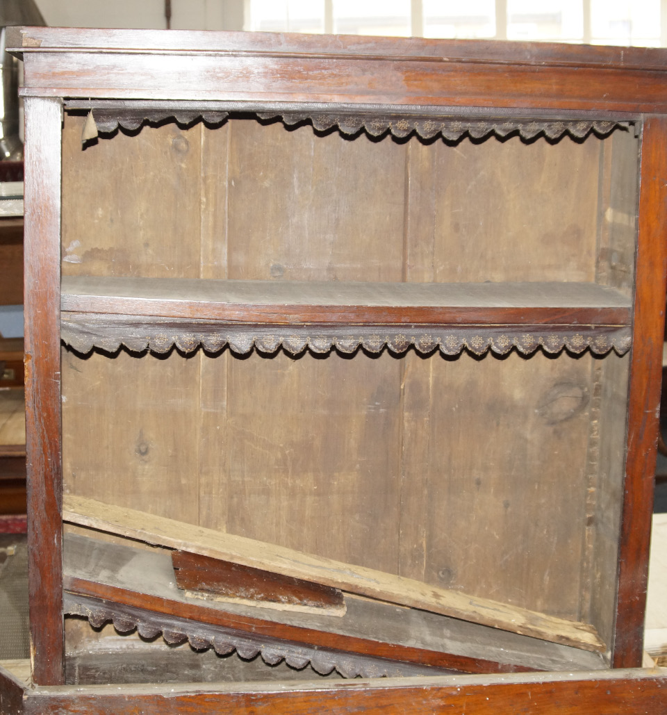 Appraisal: A thC rosewood open bookcase with two adjustable shelves on