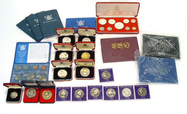 Appraisal: Extensive collection of mainly cased British commemorative proof coin sets