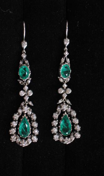 Appraisal: A PAIR OF TH CENTURY PASTE DROP EARRINGS set overall