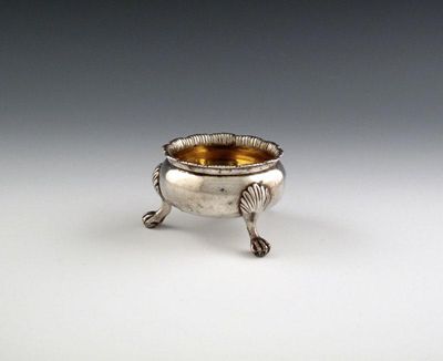 Appraisal: A George III silver salt cellar maker's mark worn London