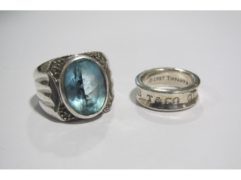 Appraisal: Lot comprising Tiffany silver band and a gents silver blue