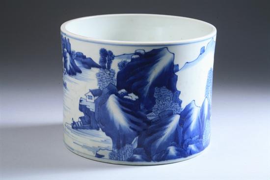 Appraisal: CHINESE BLUE AND WHITE PORCELAIN BRUSH HOLDER BITONG Painted to