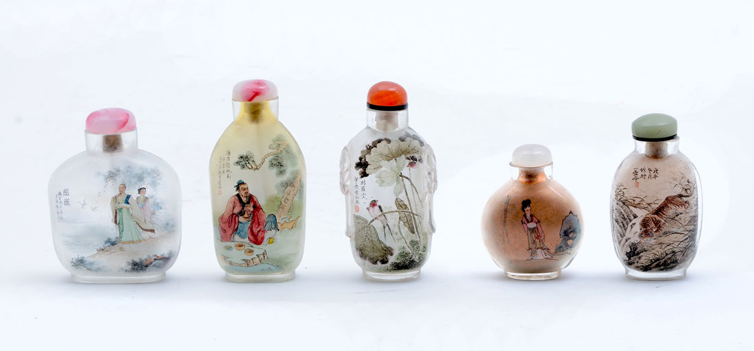 Appraisal: REVERSE PAINTED CHINESE SNUFF BOTTLES An assembled collection of reverse