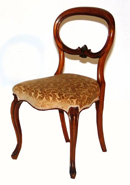 Appraisal: A set of six Rococo Revival walnut sidechairs third quarter