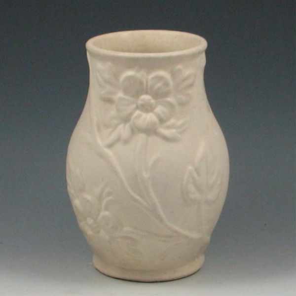 Appraisal: Hull Crabapple Vase unmarked excellent condition ''h