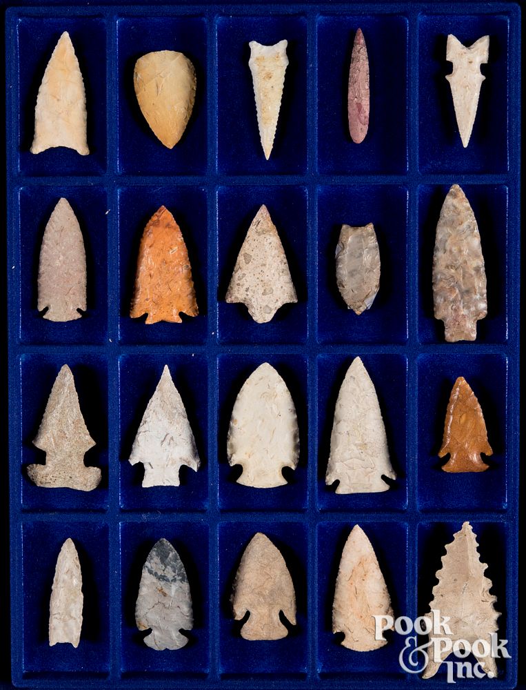 Appraisal: Collection of various stone points Collection of various stone points