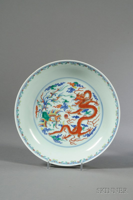 Appraisal: Tou Tsai Plate China th century designs of dragons and