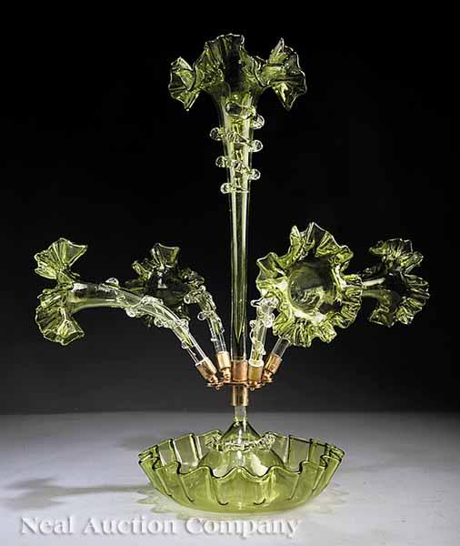 Appraisal: An American Green Blown-Glass Epergne having a ruffled bowl and