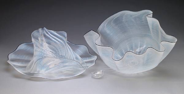 Appraisal: n a Dale Chihuly American b White Seaforms with Black