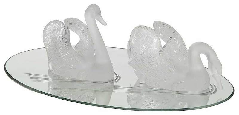 Appraisal: Pair Lalique Cygnes Swans with Mirrors engraved Lalique France largest