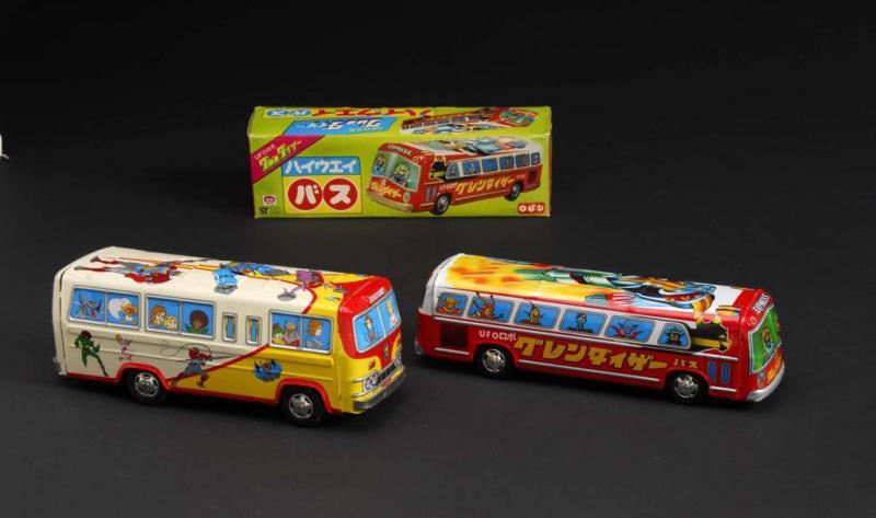 Appraisal: Lot of Superhero Bus Toys Description Japanese Includes one Grandizer