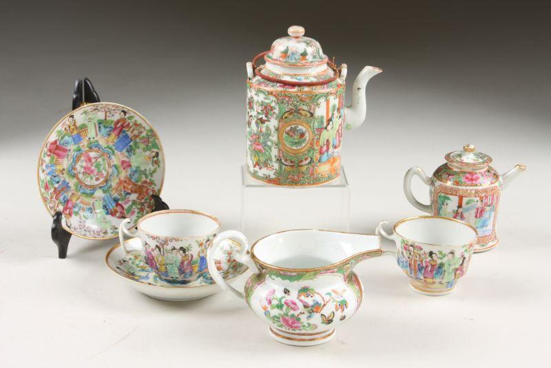 Appraisal: Group of Chinese Export Porcelain Seven Pieces a lidded Rose