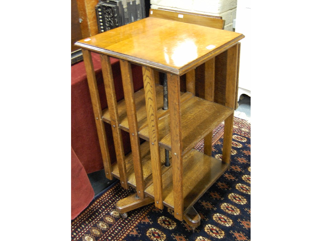 Appraisal: Oak revolving bookcase with two shelves