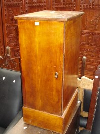 Appraisal: A timber filing cabinet