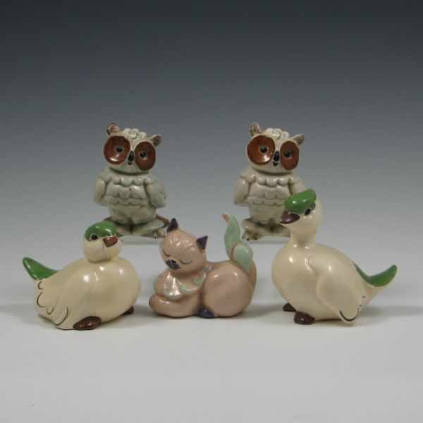 Appraisal: Kay Finch Five Piece Figurine Set ducks marked die impressed