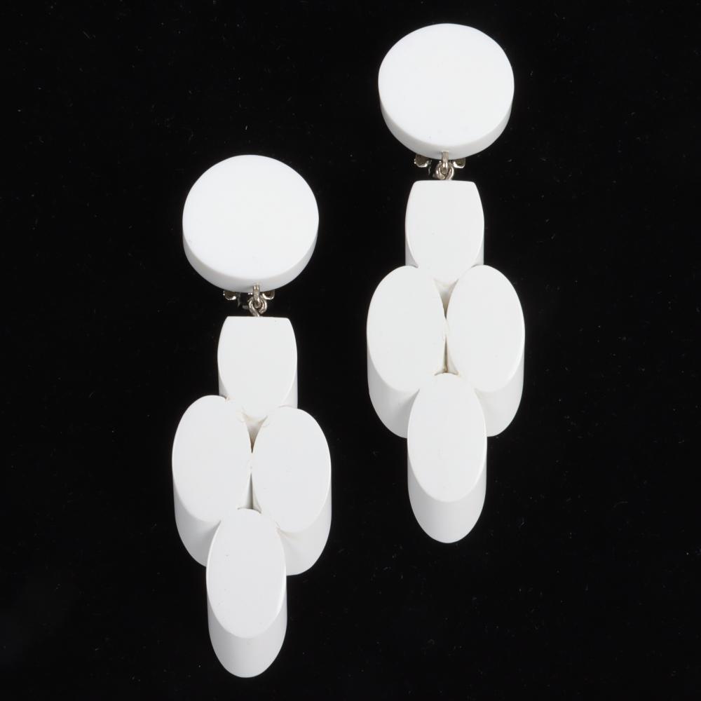 Appraisal: JUDITH HENDLER WHITE ACRYLIC DISC EARRINGS WITH MOD OVAL DROPS