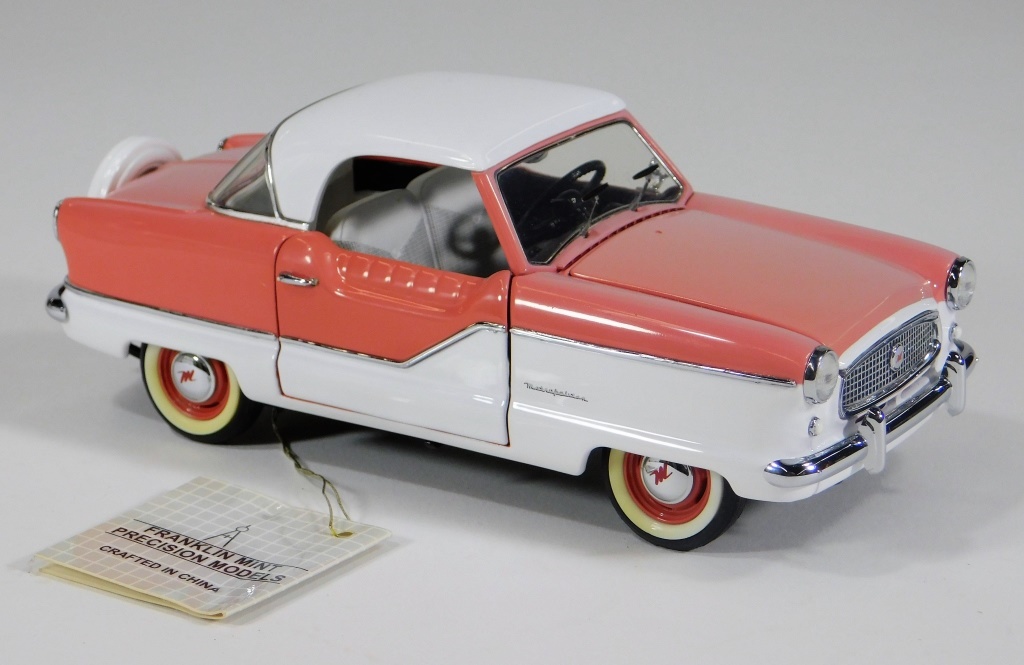 Appraisal: FRANKLIN MINT NASH METROPOLITAN DIECAST CAR United States Contemporary scale