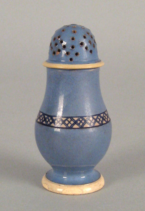 Appraisal: Mocha pepper pot engine turned with cross hatching on a