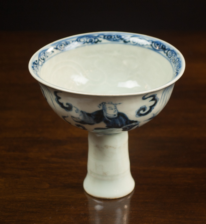 Appraisal: CHINESE MING STYLE PORCELAIN STEM CUP decorated in a blue