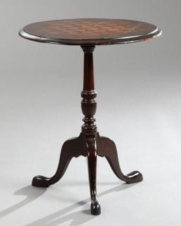 Appraisal: Queen Anne Style Inlaid Mahogany Chess Table c Queen Anne