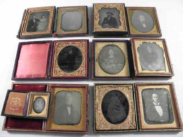 Appraisal: Group lot of assorted Ambrotypes and Daguerreotypes pieces total Includes