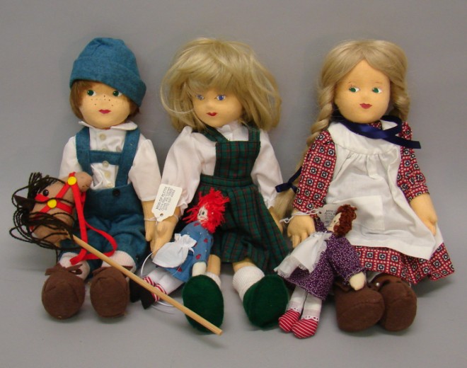 Appraisal: Lot of tagged felt dolls designed by Kids of Kloth