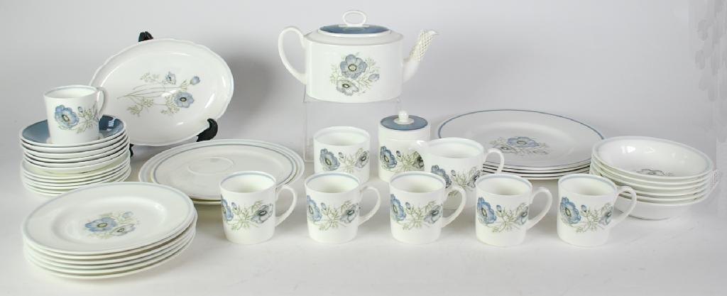 Appraisal: PIECE MODERN WEDGWOOD SUSIE COOPER 'GLEN MIST' PATTERN CHINA TEA