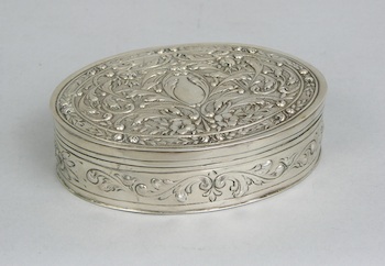 Appraisal: A Pretty German Silver Snuff Box A hinged oval box