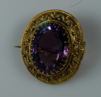 Appraisal: Unmarked YG Etruscan pin with large amethyst dwt tests as