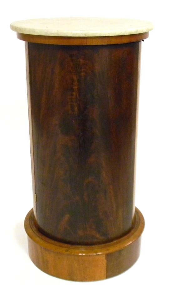 Appraisal: Columnar mahogany pedestal stand with white marble top late th