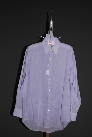 Appraisal: Craig Taylor lavender linen long sleeve blouse front button Size