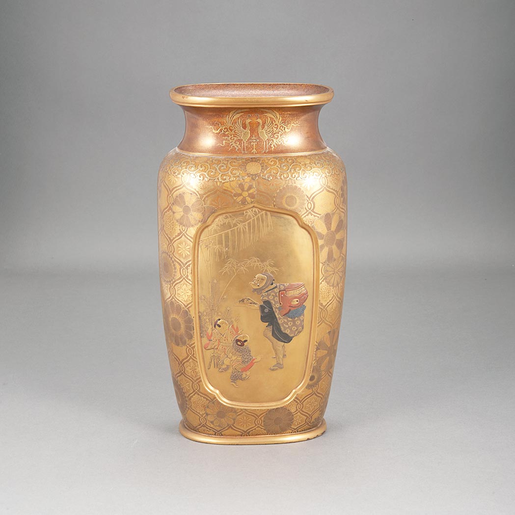 Appraisal: Japanese Lacquer Vase Meiji Period late th century Each side