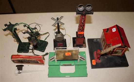 Appraisal: Assorted lithographed tin railroad accessories makers include Marks etc items