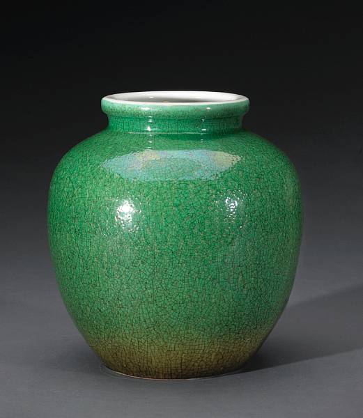 Appraisal: An 'apple green' glazed porcelain jar Late Qing Dynasty Of