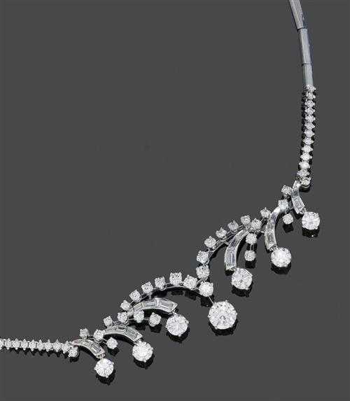 Appraisal: DIAMOND NECKLACE ca White gold Elegant necklace with a Kl