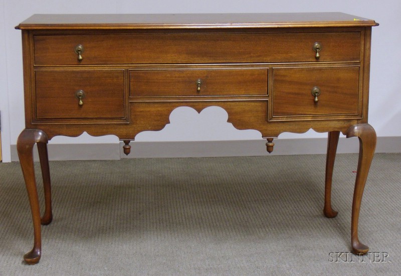 Appraisal: Queen Anne Style Mahogany and Mahogany Veneer Lowboy