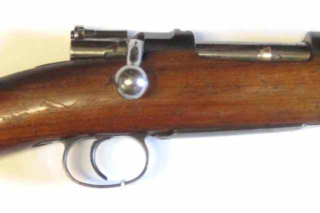 Appraisal: CHILEAN MODEL BOLT ACTION MAUSER RIFLE sporterized X mm caliber