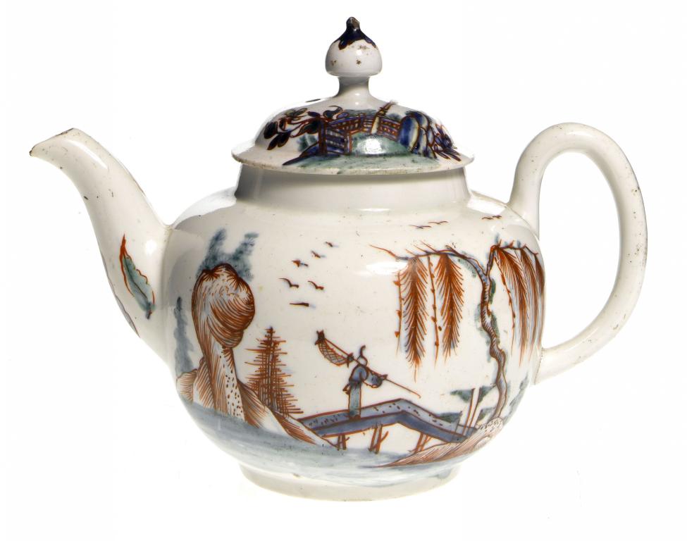 Appraisal: AN EARLY WORCESTER TEAPOT AND COVER painted in underglaze blue