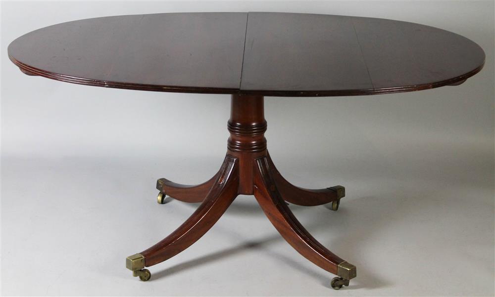 Appraisal: REGENCY STYLE OVAL MAHOGANY SINGLE PEDESTAL BREAKFAST TABLE having a