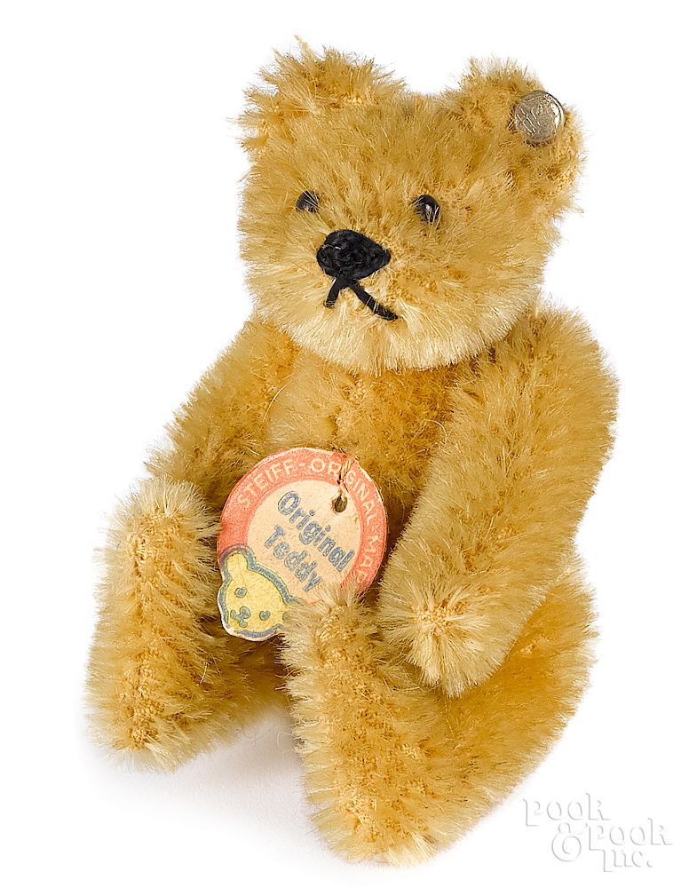 Appraisal: Steiff miniature teddy bear Steiff miniature teddy bear ca with