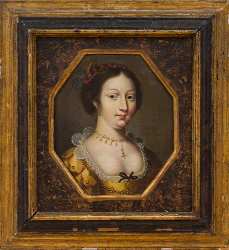 Appraisal: EUROPEAN SCHOOL PORTRAIT OF A LADY Oil on panel hexagonal