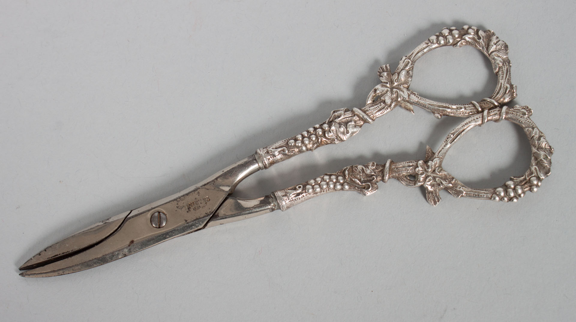 Appraisal: Pair of sterling silver handle grape shears no maker silver-plated