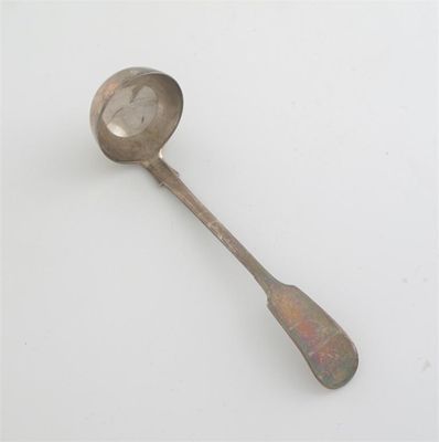 Appraisal: An early Victorian Fiddle sauce toddy ladle by Messrs Lias