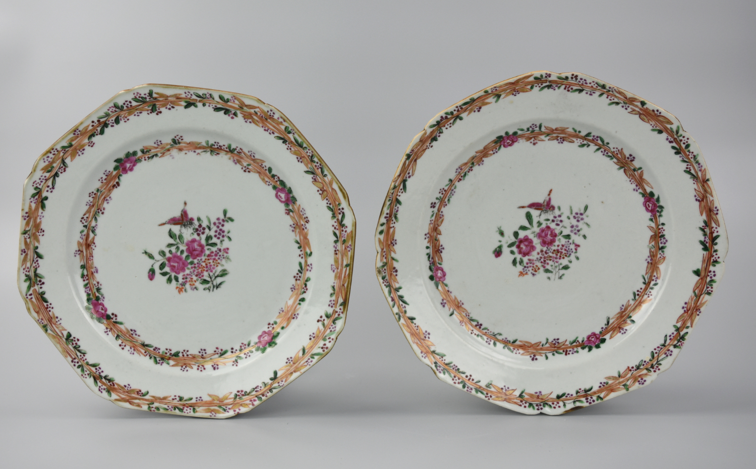 Appraisal: PAIR OF CHINESE BUTTERFLY EXPORT PLATES TH C A matching