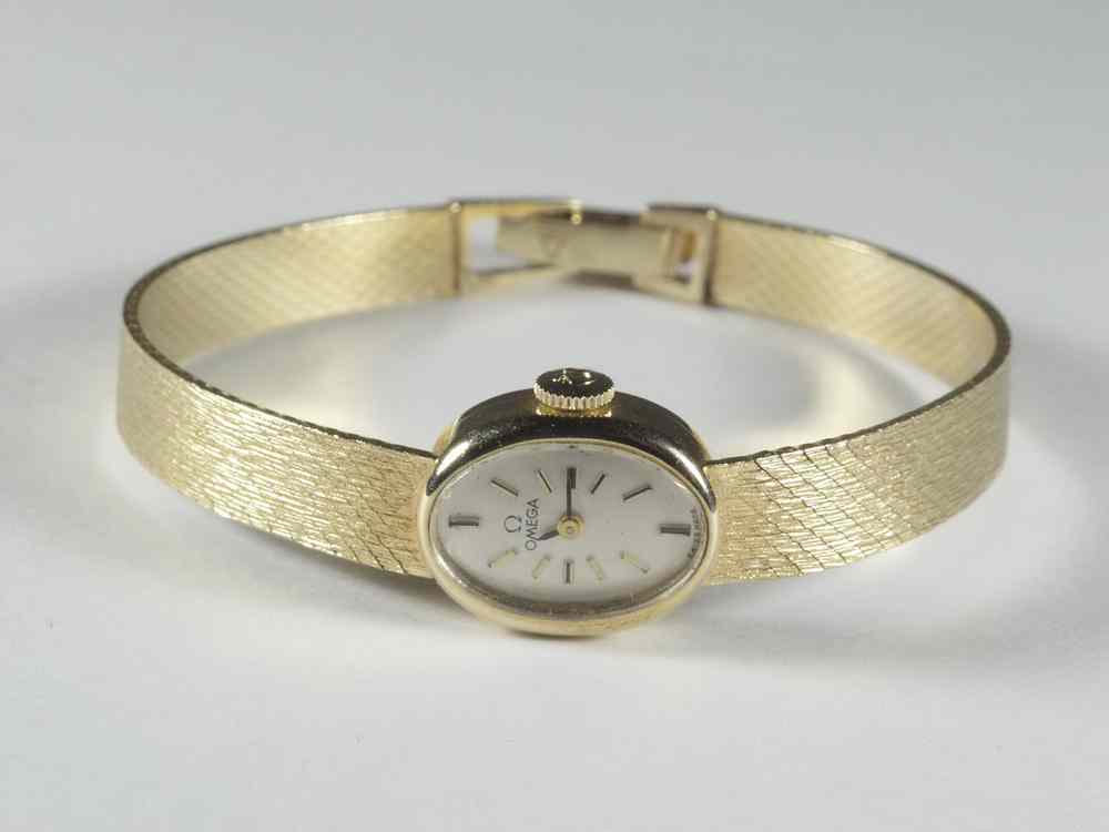 Appraisal: LADY'S WRIST WATCH - K yellow gold Omega wristwatch with